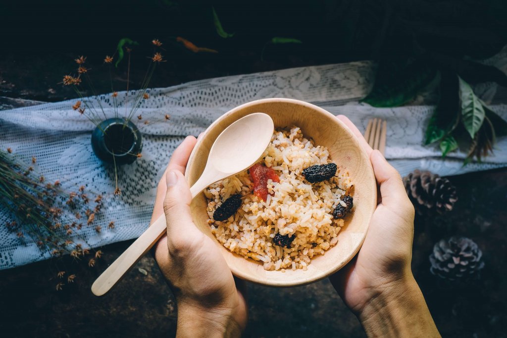 エイジングケアに理想の食事は元禄以前の日本食だった！玄米で変える理想の肌質へ